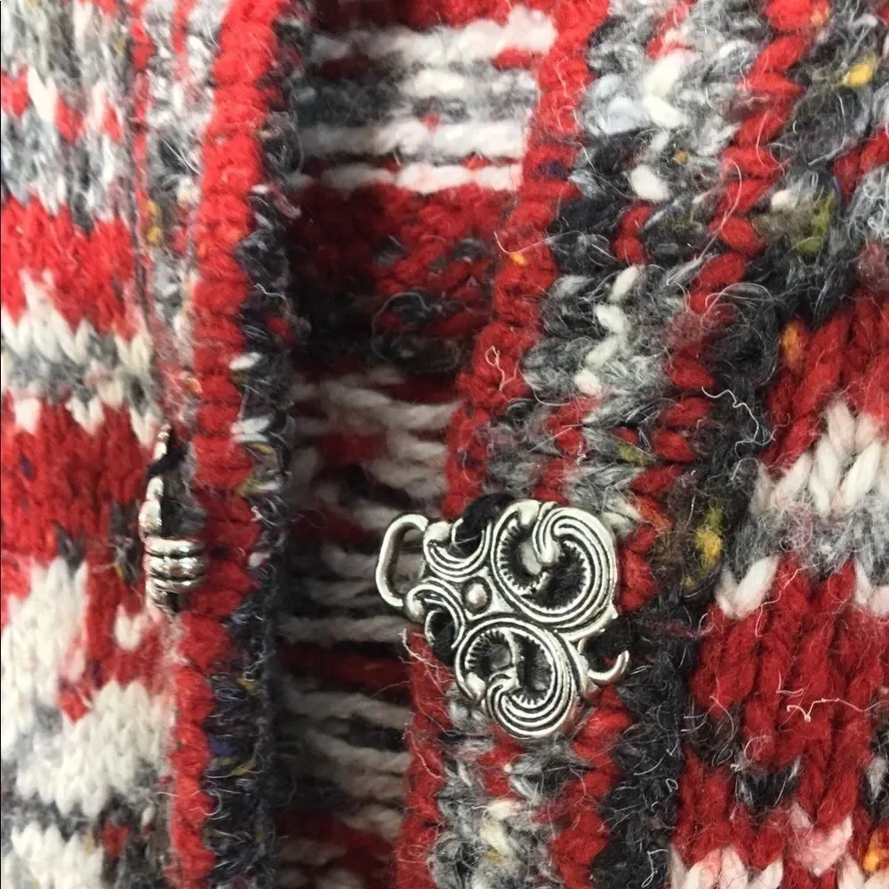 Vintage women Nordic wool cardigan‎